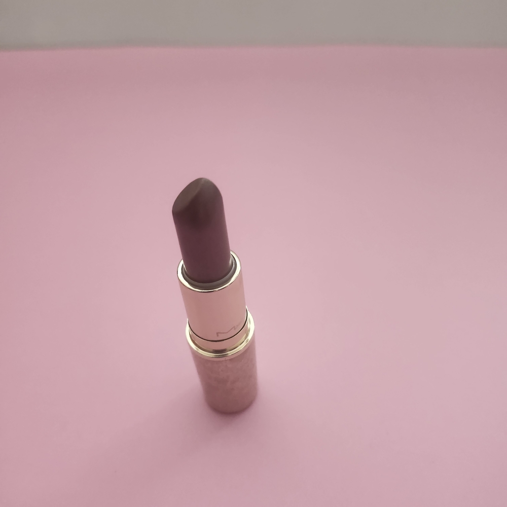 MAC Lipstick – “Astral” (Frost Finish, Limited Edition Packaging) Holiday